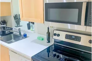1740 NW N River Dr, Miami, FL 33125 - Photo 15