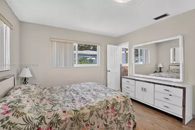 206 N 32nd Ave, Hollywood, FL 33021 - Photo 17