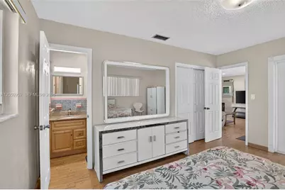 206 N 32nd Ave, Hollywood, FL 33021 - Photo 19