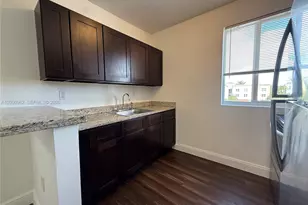 540 NW 7th St, Miami, FL 33136 - Photo 5