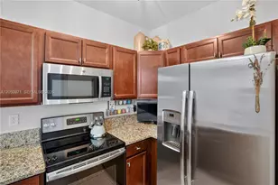 112 SE 28th Ter, Homestead, FL 33033 - Photo 7