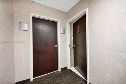 12550 Biscayne Blvd #702, North Miami, FL 33181 - Photo 21
