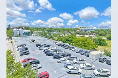 12550 Biscayne Blvd #702, North Miami, FL 33181 - Photo 33