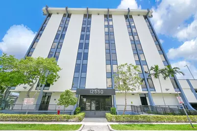 12550 Biscayne Blvd #702, North Miami, FL 33181 - Photo 37