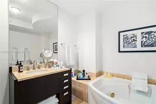 18201 Collins Ave, Sunny Isles Beach, FL 33160 - Photo 27