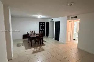 8200 SW 210th St, Cutler Bay, FL 33189 - Photo 15