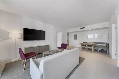 159 NE 6 Street #2402, Miami, FL 33132 - Photo 3