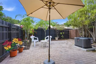 10231 Buttercup Ct, Pembroke Pines, FL 33026 - Photo 21