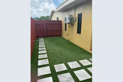 765 W 70th Pl #1, Hialeah, FL 33014 - Photo 11