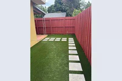 765 W 70th Pl #1, Hialeah, FL 33014 - Photo 9