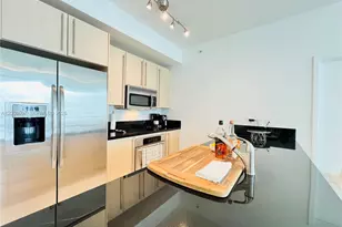 79 SW 12th St, Miami, FL 33130 - Photo 17