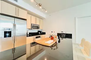 79 SW 12th St, Miami, FL 33130 - Photo 15