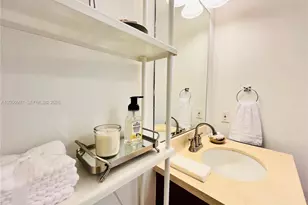 79 SW 12th St, Miami, FL 33130 - Photo 33