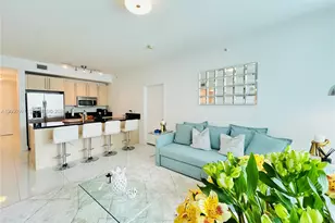 79 SW 12th St, Miami, FL 33130 - Photo 9