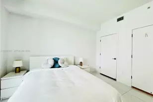 79 SW 12th St, Miami, FL 33130 - Photo 27