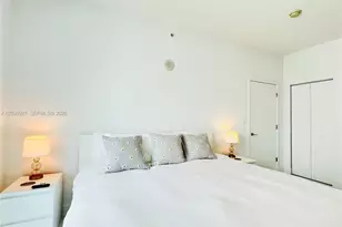79 SW 12th St, Miami, FL 33130 - Photo 39