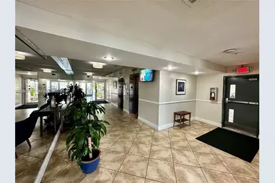 2350 NE 135th St #403, North Miami, FL 33181 - Photo 17