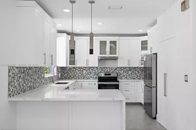 4303 Diamond Row, Weston, FL 33331 - Photo 5