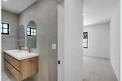 1760 SW 16th Ter, Miami, FL 33145 - Photo 31