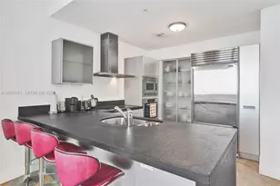 18201 Collins Ave, Sunny Isles Beach, FL 33160 - Photo 5