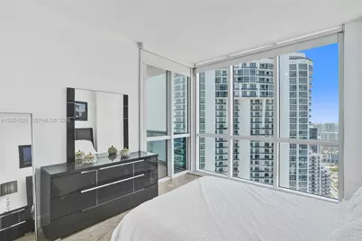 18201 Collins Ave #4705, Sunny Isles Beach, FL 33160 - Photo 17