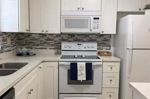 9540 Sunrise Lakes Blvd, Sunrise, FL 33322 - Photo 1