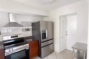 1075 93rd St, Bay Harbor Islands, FL 33154 - Photo 5