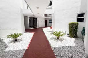 1075 93rd St, Bay Harbor Islands, FL 33154 - Photo 17