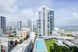 234 NE 3rd St, Miami, FL 33132 - Photo 25