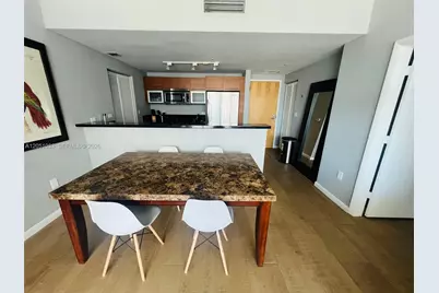 253 NE 2nd St #2510, Miami, FL 33132 - Photo 5