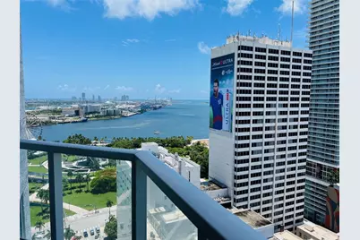 253 NE 2nd St #2510, Miami, FL 33132 - Photo 3