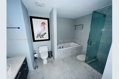 253 NE 2nd St #2510, Miami, FL 33132 - Photo 9