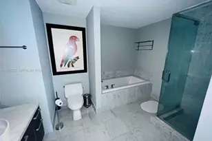 253 NE 2nd St, Miami, FL 33132 - Photo 9