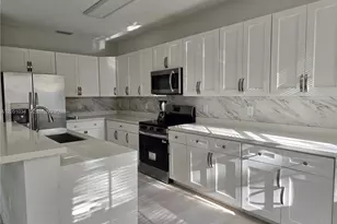 150 NW 151st Ave, Pembroke Pines, FL 33028 - Photo 5