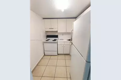 666 W 81st St #414, Hialeah, FL 33014 - Photo 7