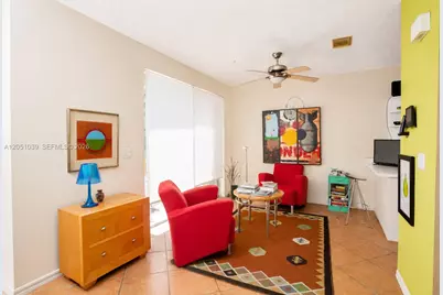 1115 Weeping Willow Way, Hollywood, FL 33019 - Photo 11
