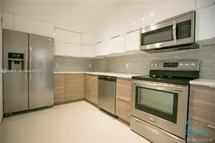 9381 E Bay Harbor Dr, Bay Harbor Islands, FL 33154 - Photo 11