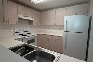 50 Menores Ave, Coral Gables, FL 33134 - Photo 9