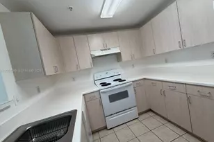 50 Menores Ave, Coral Gables, FL 33134 - Photo 7