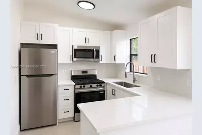 1010 NE 16th St #1, Fort Lauderdale, FL 33304 - Photo 1