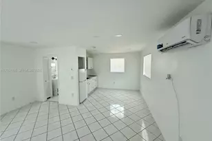 8301 SW 19th St, Miami, FL 33155 - Photo 5