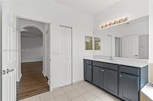 3573 W 93rd Pl, Hialeah, FL 33018 - Photo 35