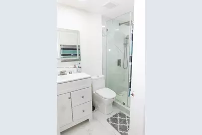 6190 W 19th Ave #201, Hialeah, FL 33012 - Photo 7