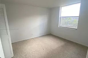 7220 Lake Cir Dr, Margate, FL 33063 - Photo 3