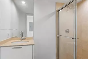18911 Collins Ave, Sunny Isles Beach, FL 33160 - Photo 21