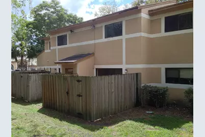 9441 N Palm Cir N #0, Pembroke Pines, FL 33025 - Photo 17
