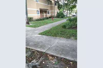 9441 N Palm Cir N #0, Pembroke Pines, FL 33025 - Photo 19