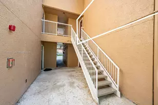 15560 SW 104th Terrace, Miami, FL 33196 - Photo 9