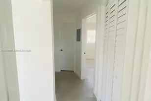2001 NE 167th St, North Miami Beach, FL 33162 - Photo 17