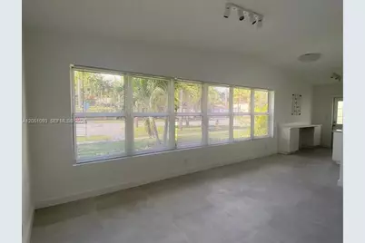 2001 NE 167th St #1, North Miami Beach, FL 33162 - Photo 5